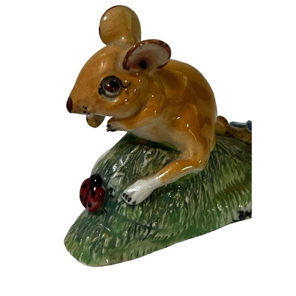 Vtg Big Eared Mouse Ladybug Flower Figure Signed Basil Matthews Animal Figurine - Picture 4 of 12